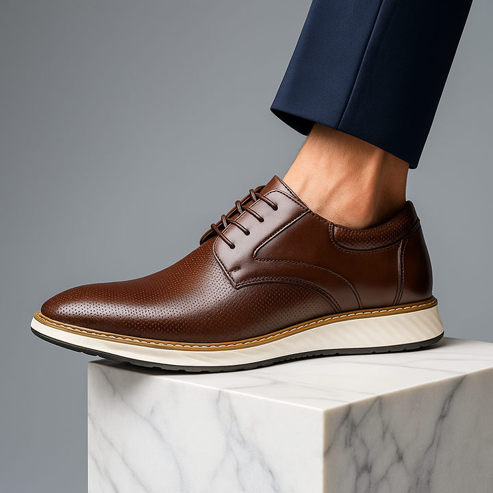 Viorni Leather Sneakers