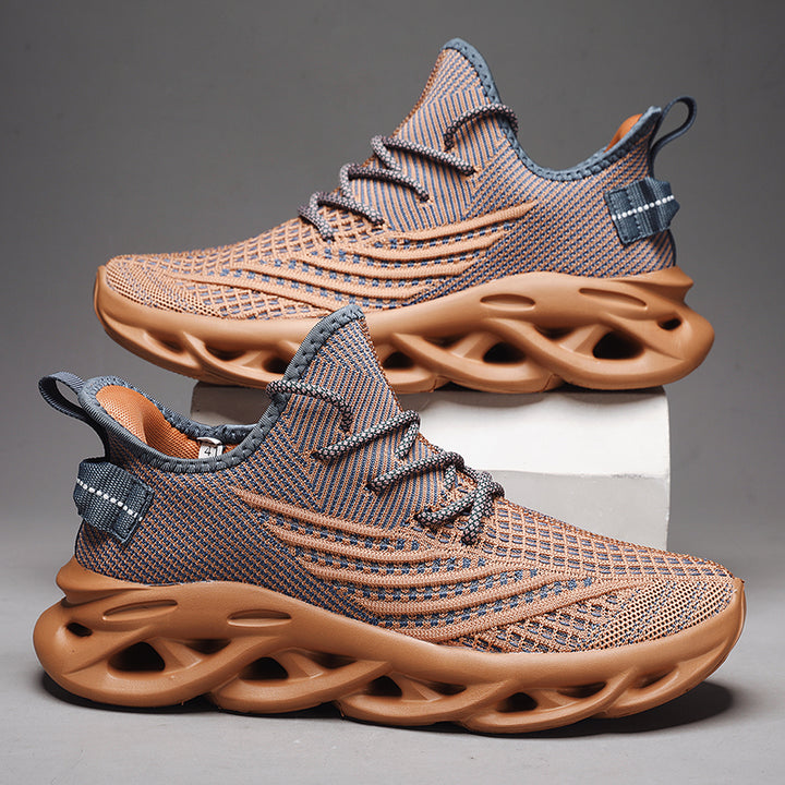 Accela 2 Flyknit Runners