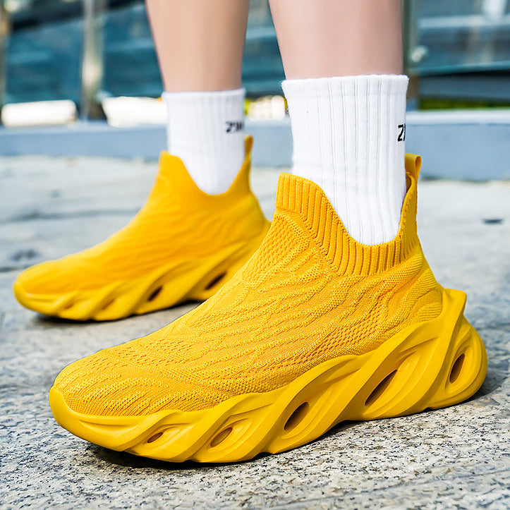 Accela Flyknit Mid-Tops