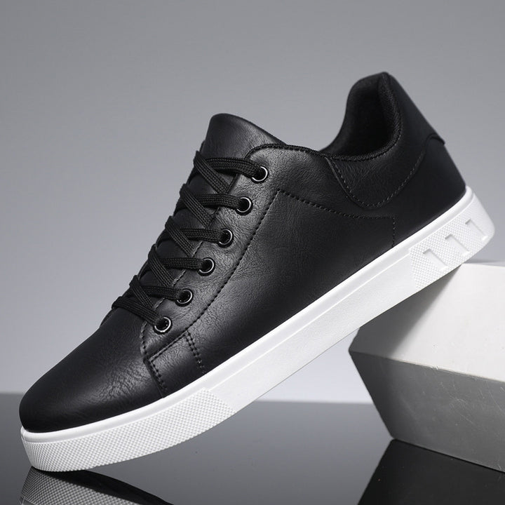 Truman Leather Sneakers