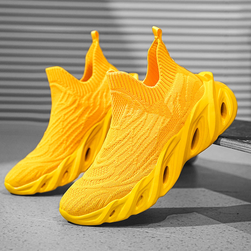 Accela Flyknit Mid-Tops