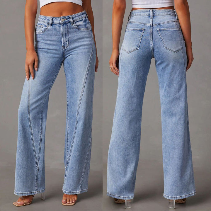 Arella Flared Jeans