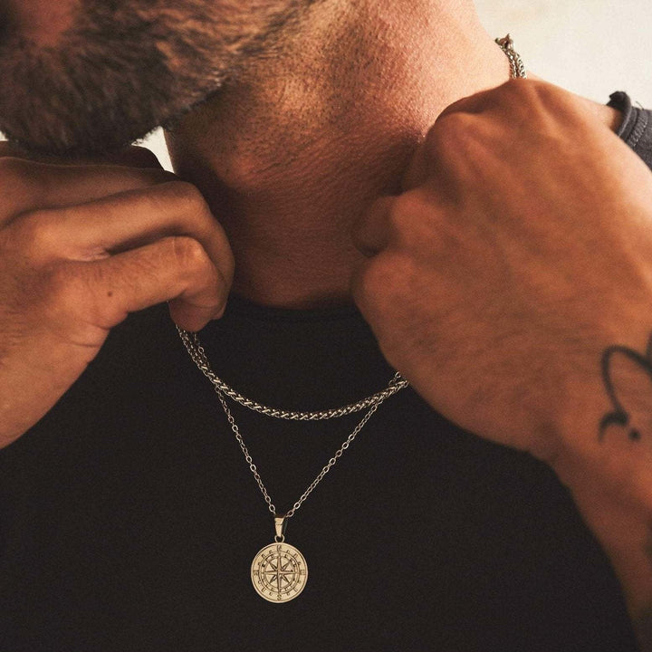 Varano Compass Necklace