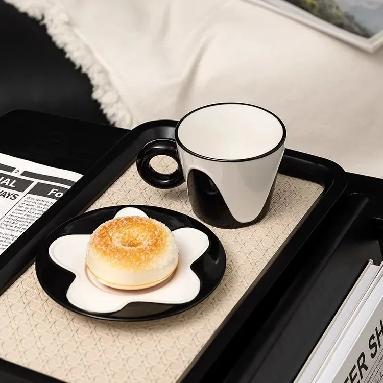 Curve & Drip Noir Ceramic Mug